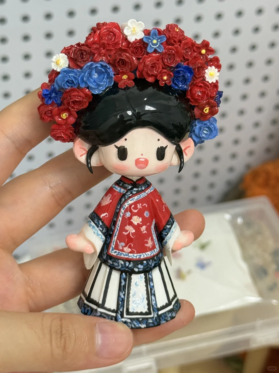 终于做到了簪花造型的手办?