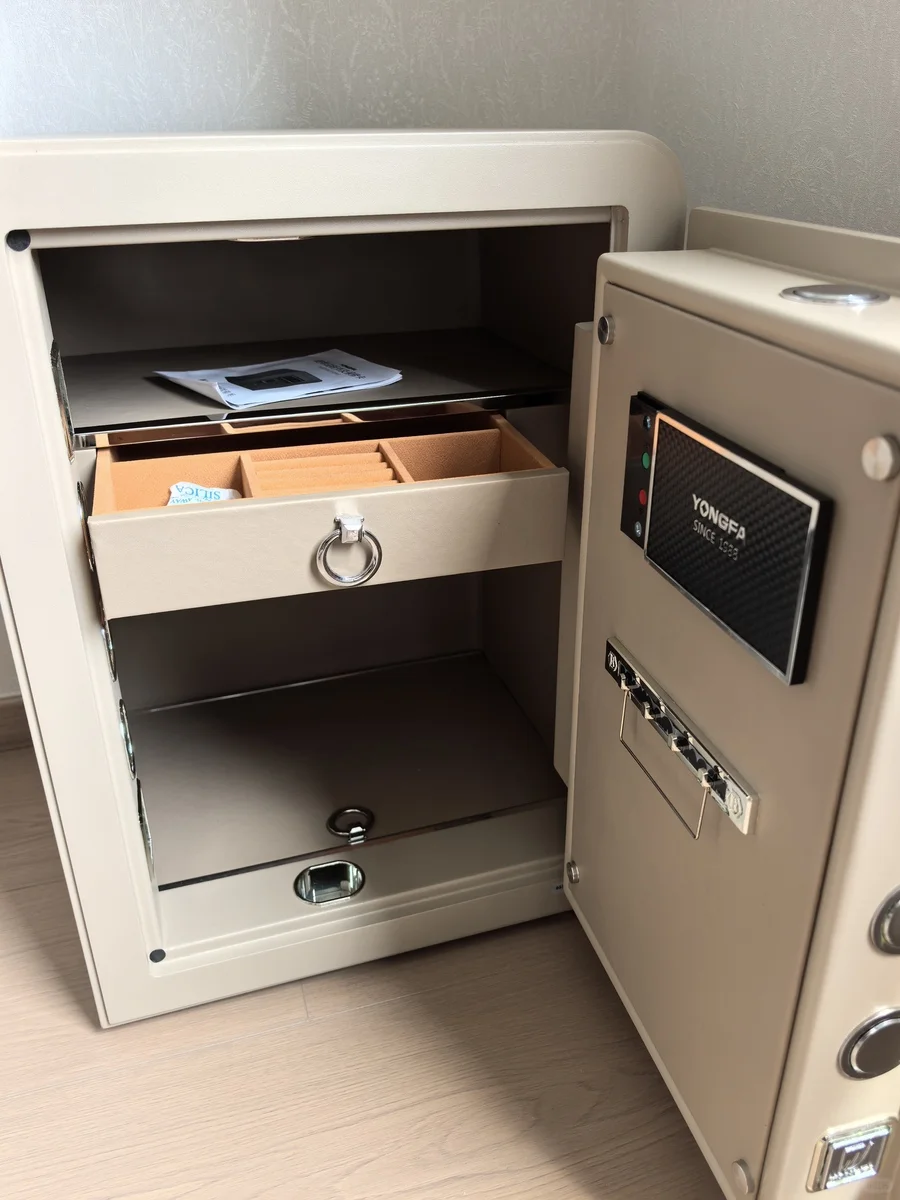 精致女孩的底气?永发保险柜给我双重安心