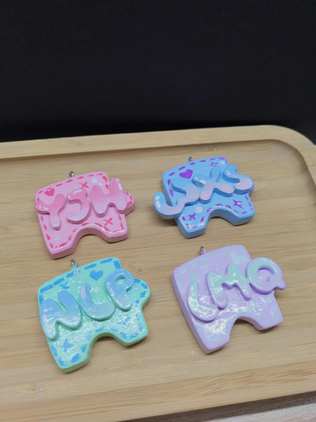 粘土拼图挂件 | 把名字做成彩色宇宙?