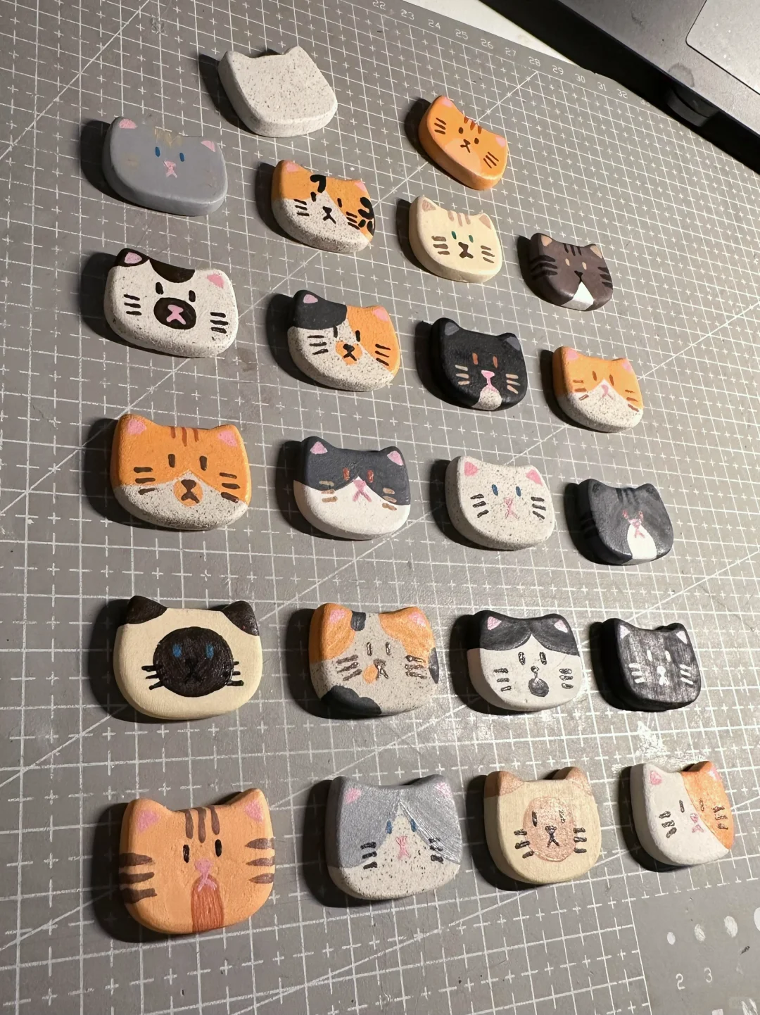 排排站的小猫咪?