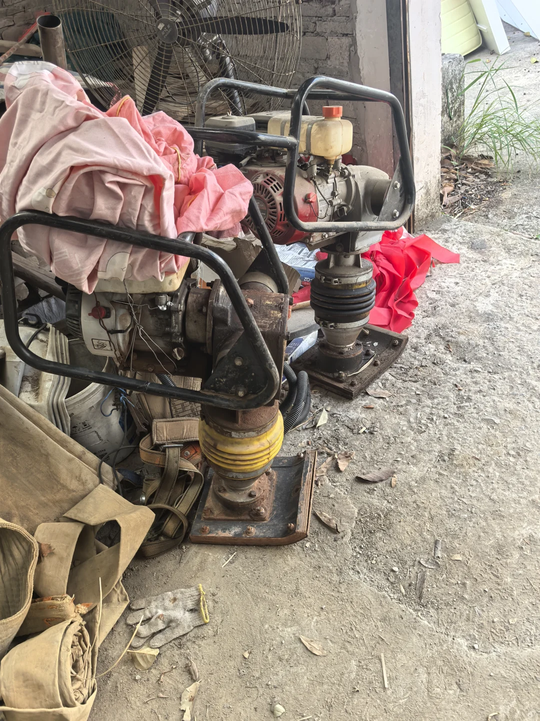 工厂废设备回收 报废机械回收 废机器回收