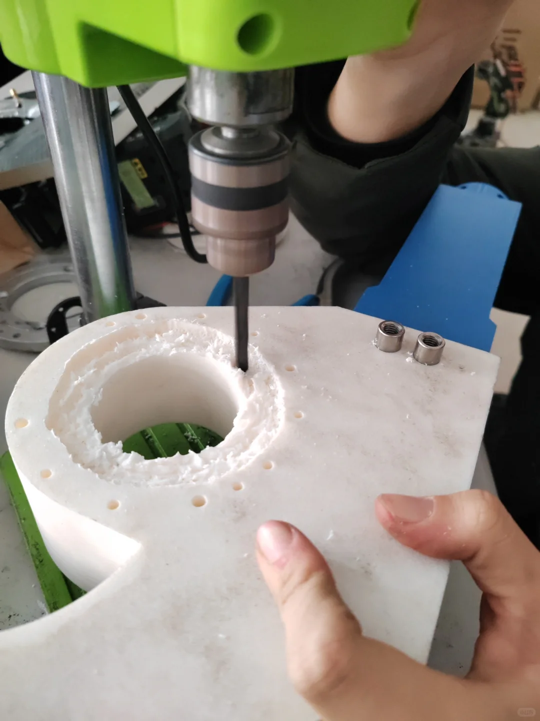 实验室什么时候才能有铣床啊?