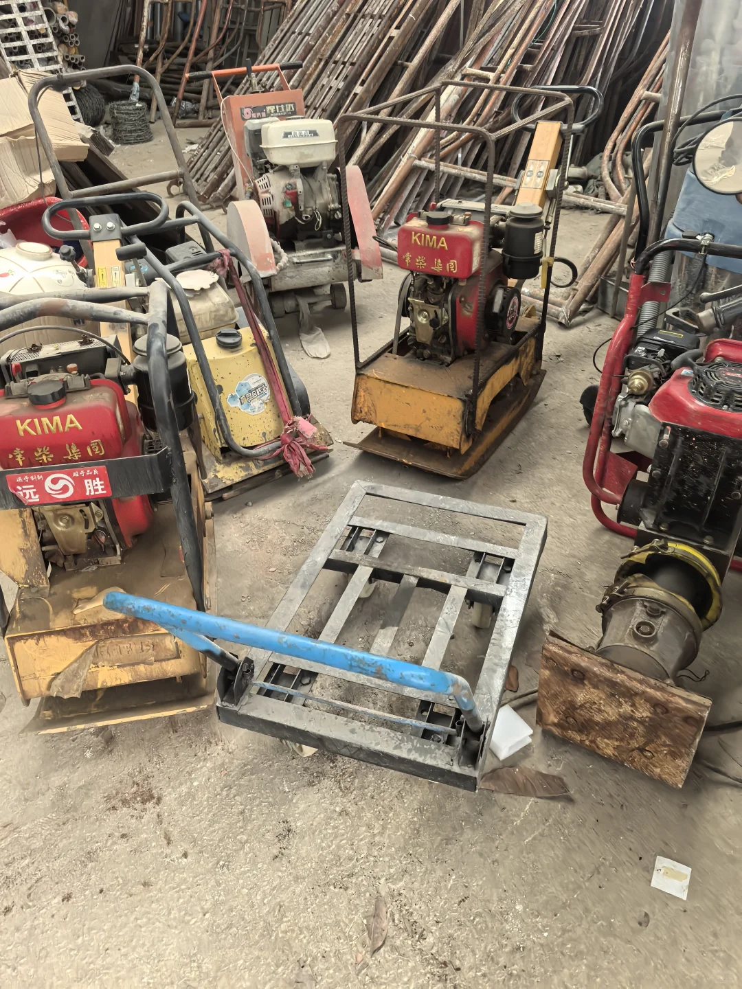 工厂废设备回收 报废机械回收 废机器回收