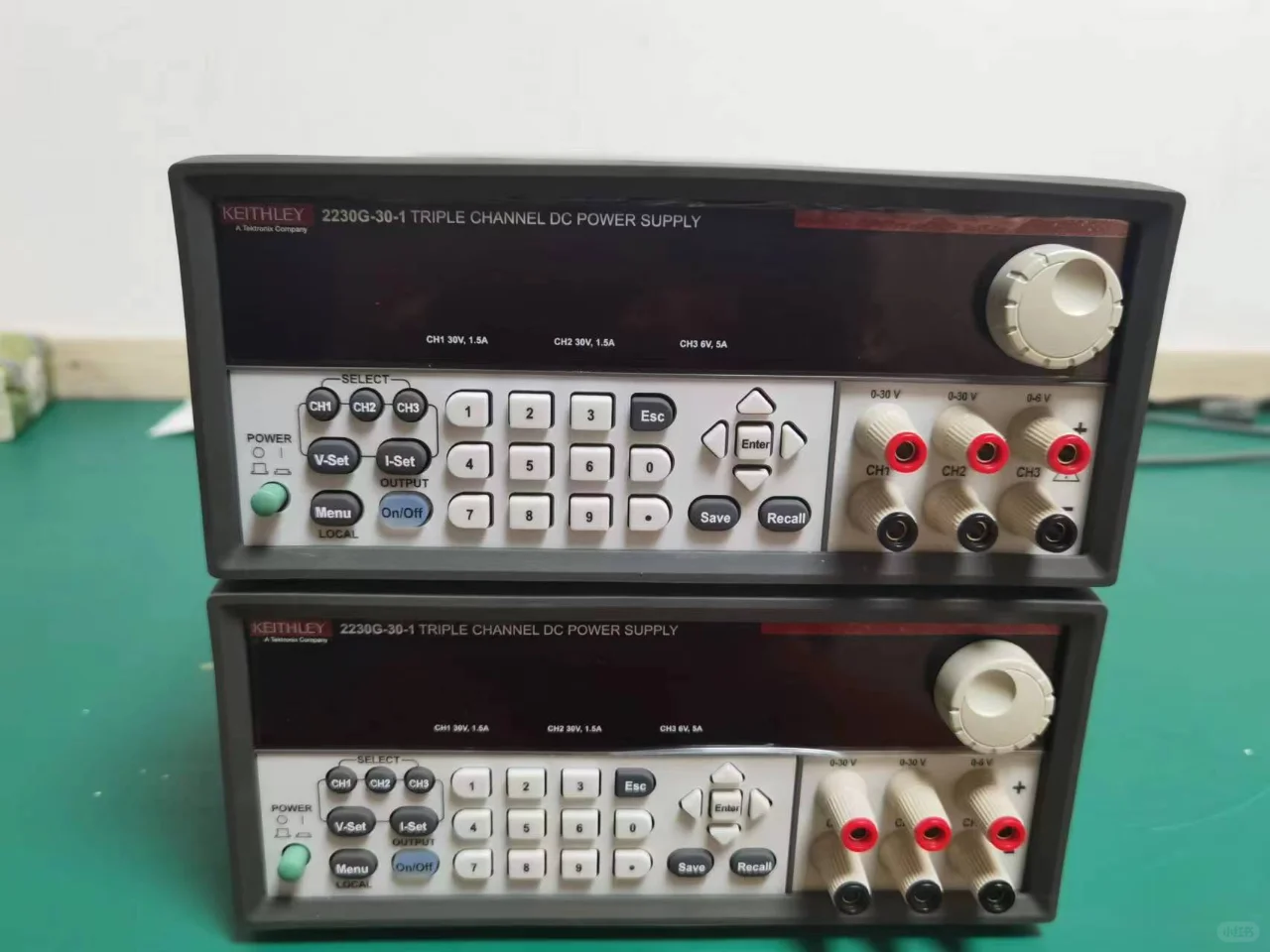 2230-30-1/2230-30-3/2230-30-6直流电源