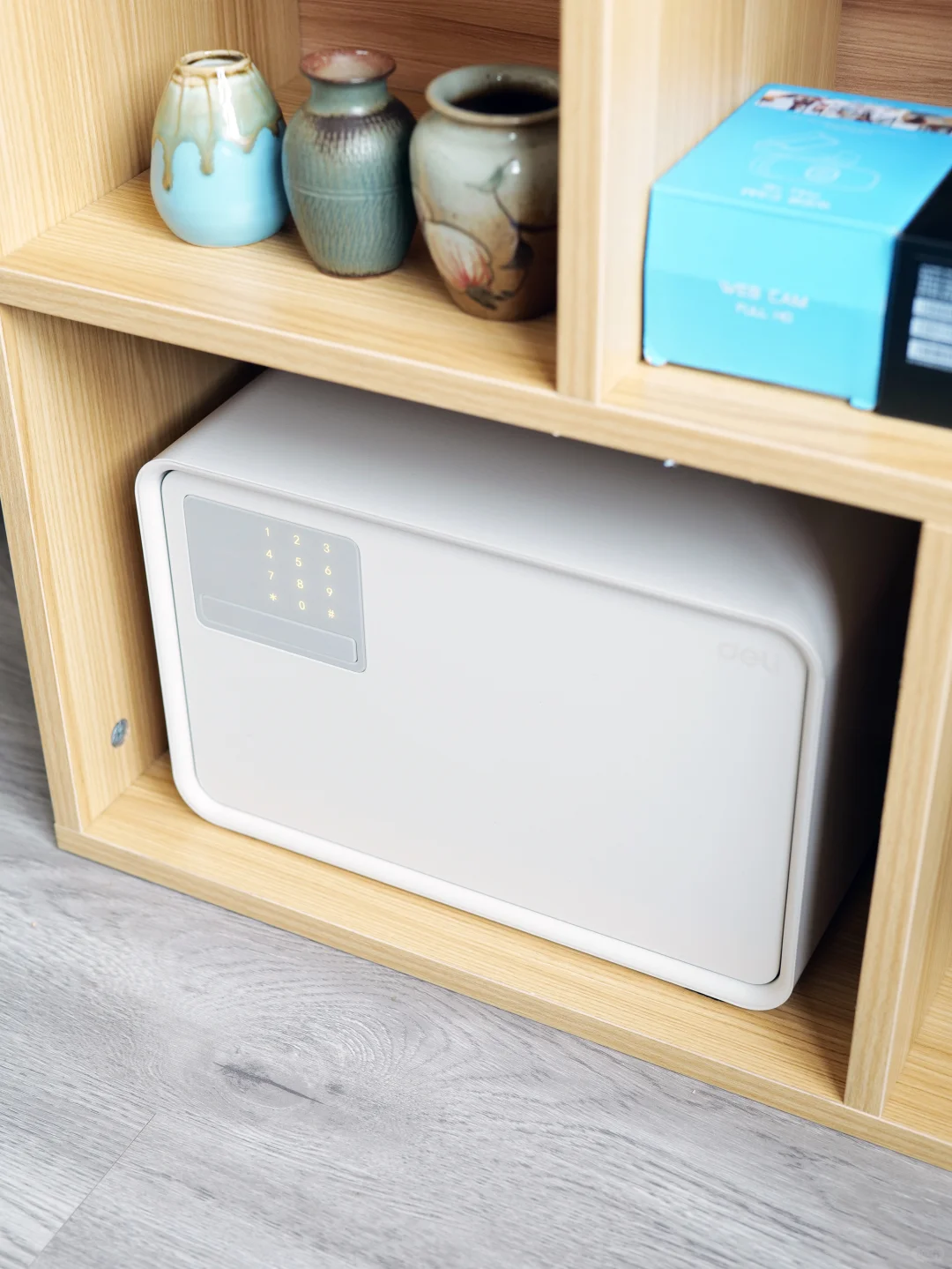 这个会“自动开门”的得力小宝箱，安全感爆棚！