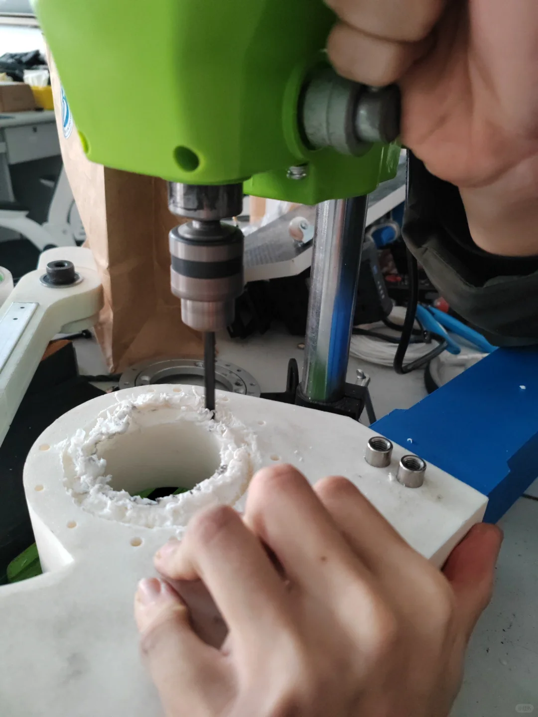 实验室什么时候才能有铣床啊?