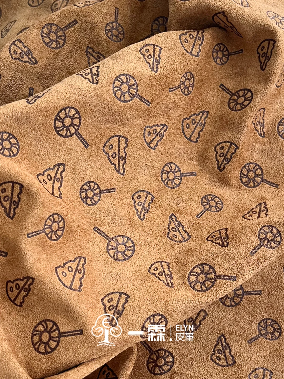 奶酪棒棒糖绒布印花面料，可爱到犯规啦！