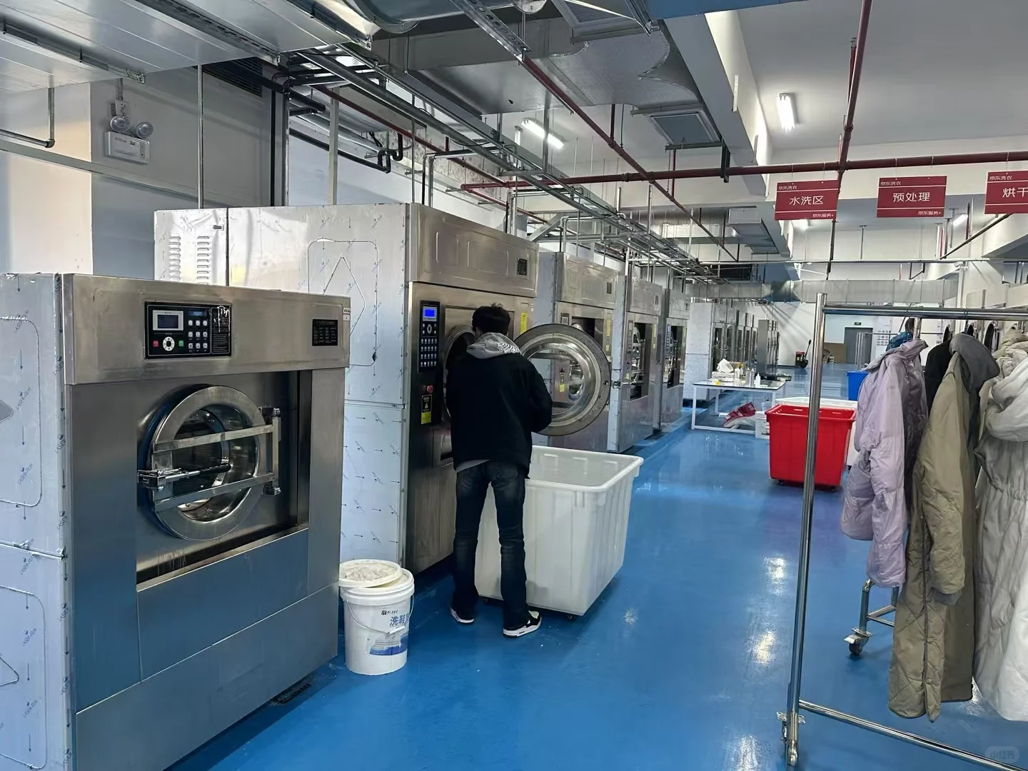 【洗衣工厂】工业洗涤设备供应，专业高效！