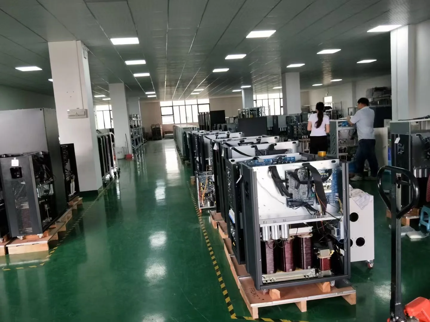 UPS不间断电源源头工厂直销