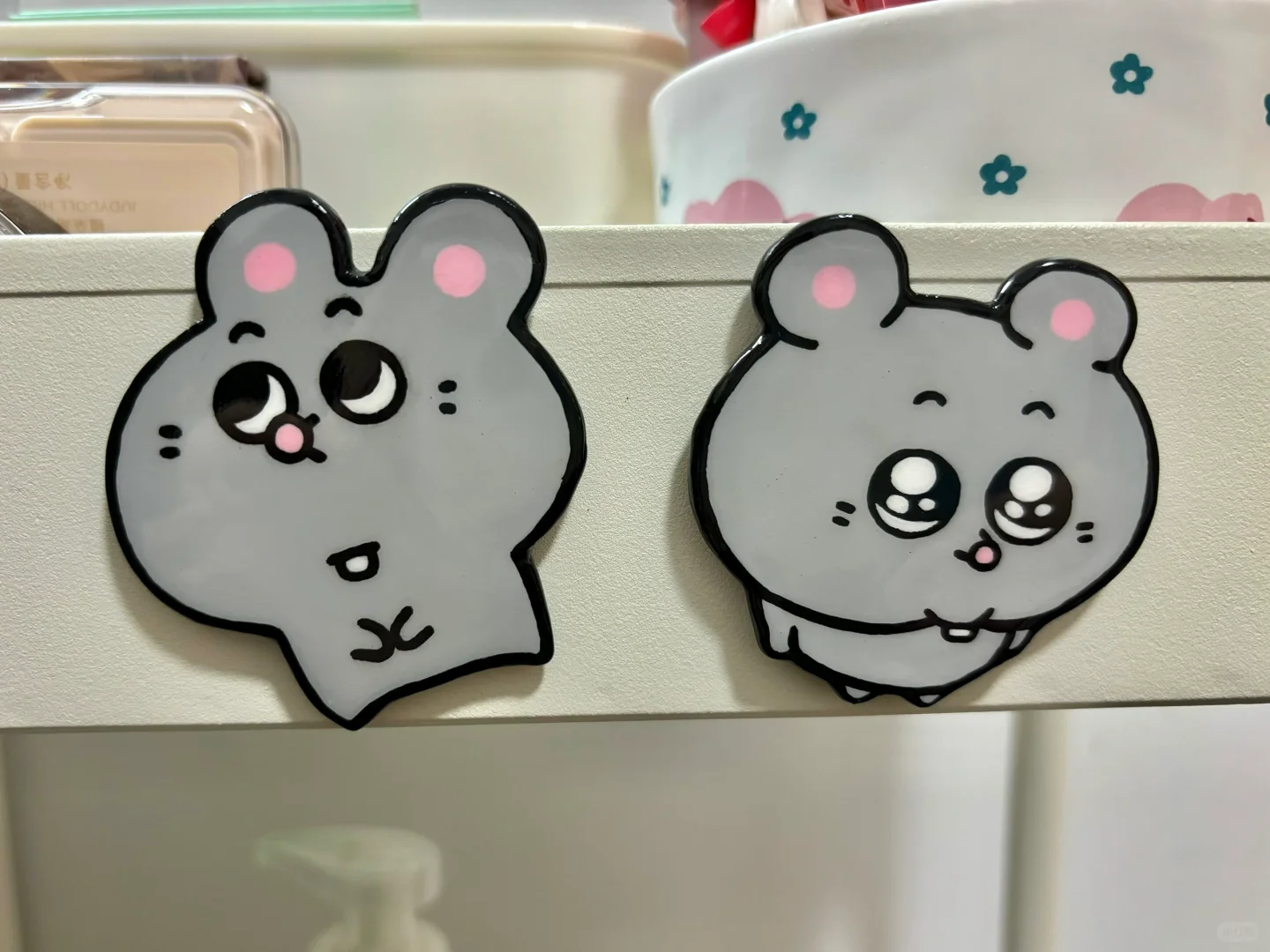 两块鼠饼｜石塑粘土·冰箱贴