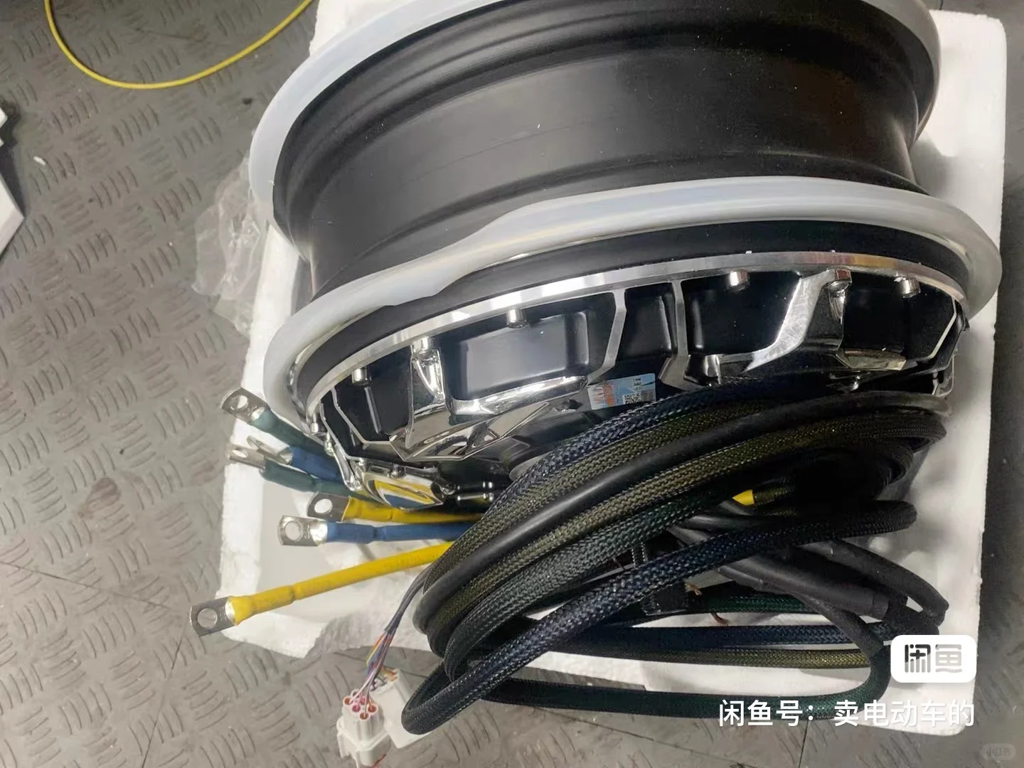 这颜值，谁不爱！？电动车