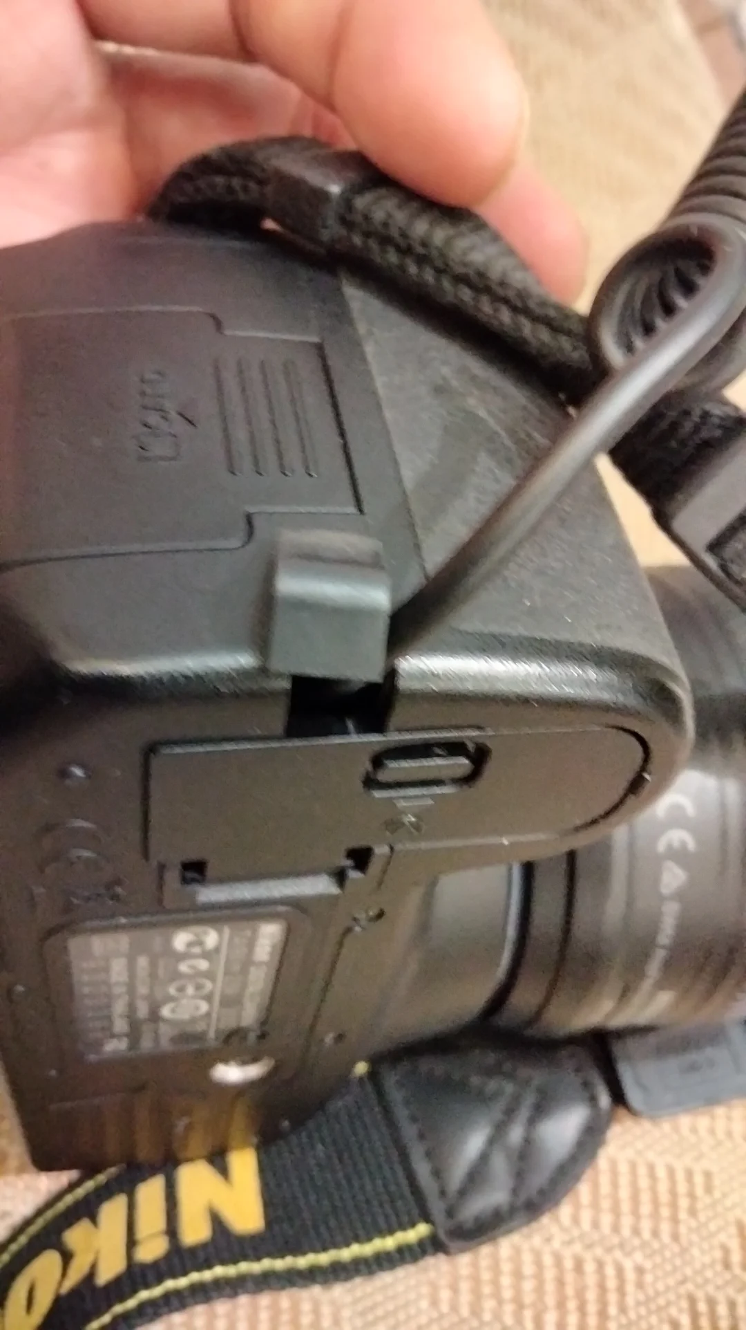 尼康D3100持续供电系统