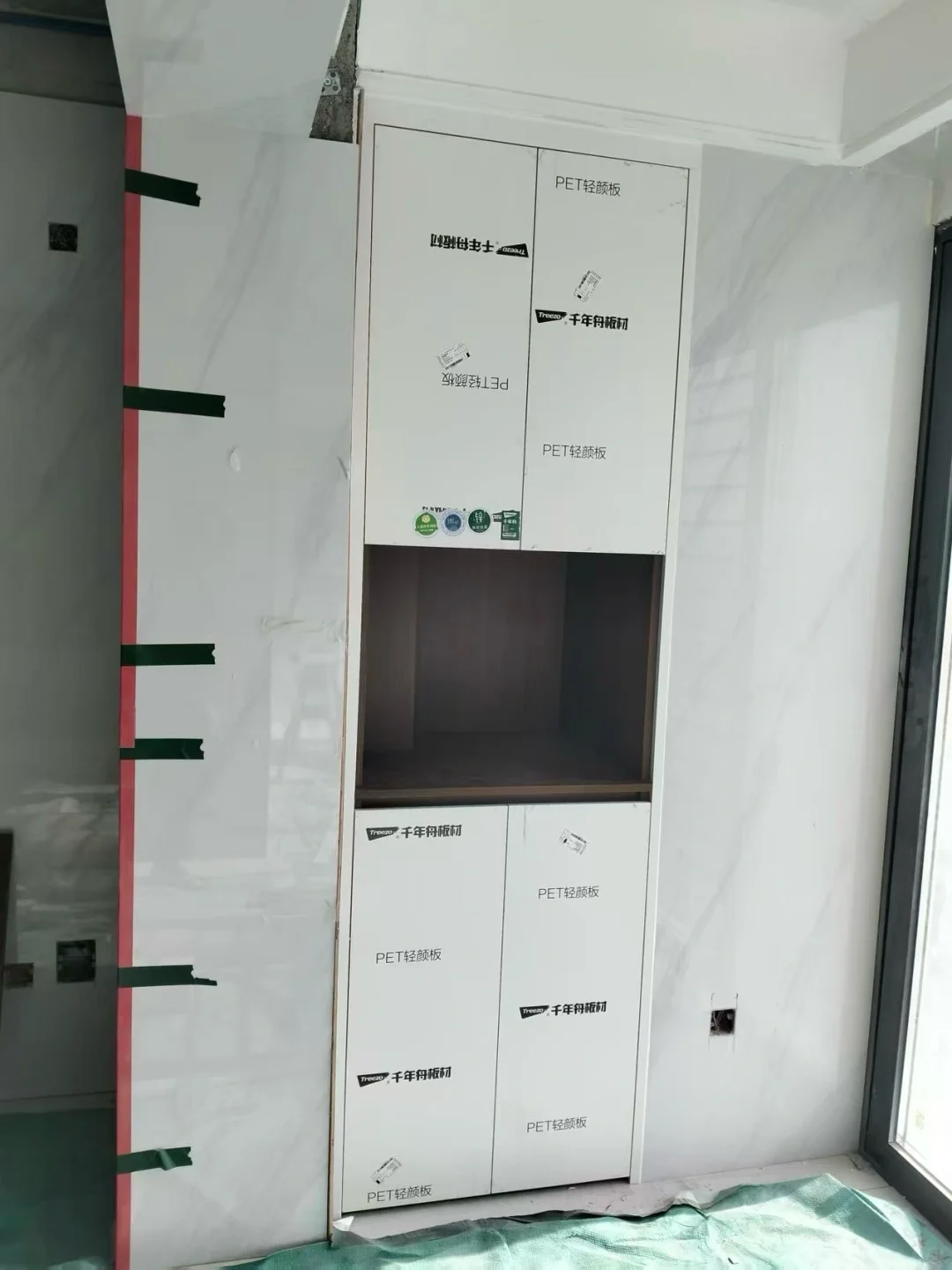 全屋定制的柜子没有翻车