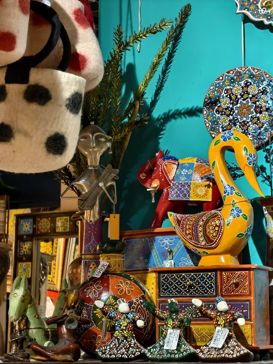 在义乌你可以看到来自全球的工艺品