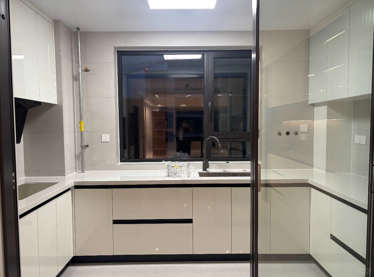 19,000块钱做的定制衣柜，不知道做贵了没有