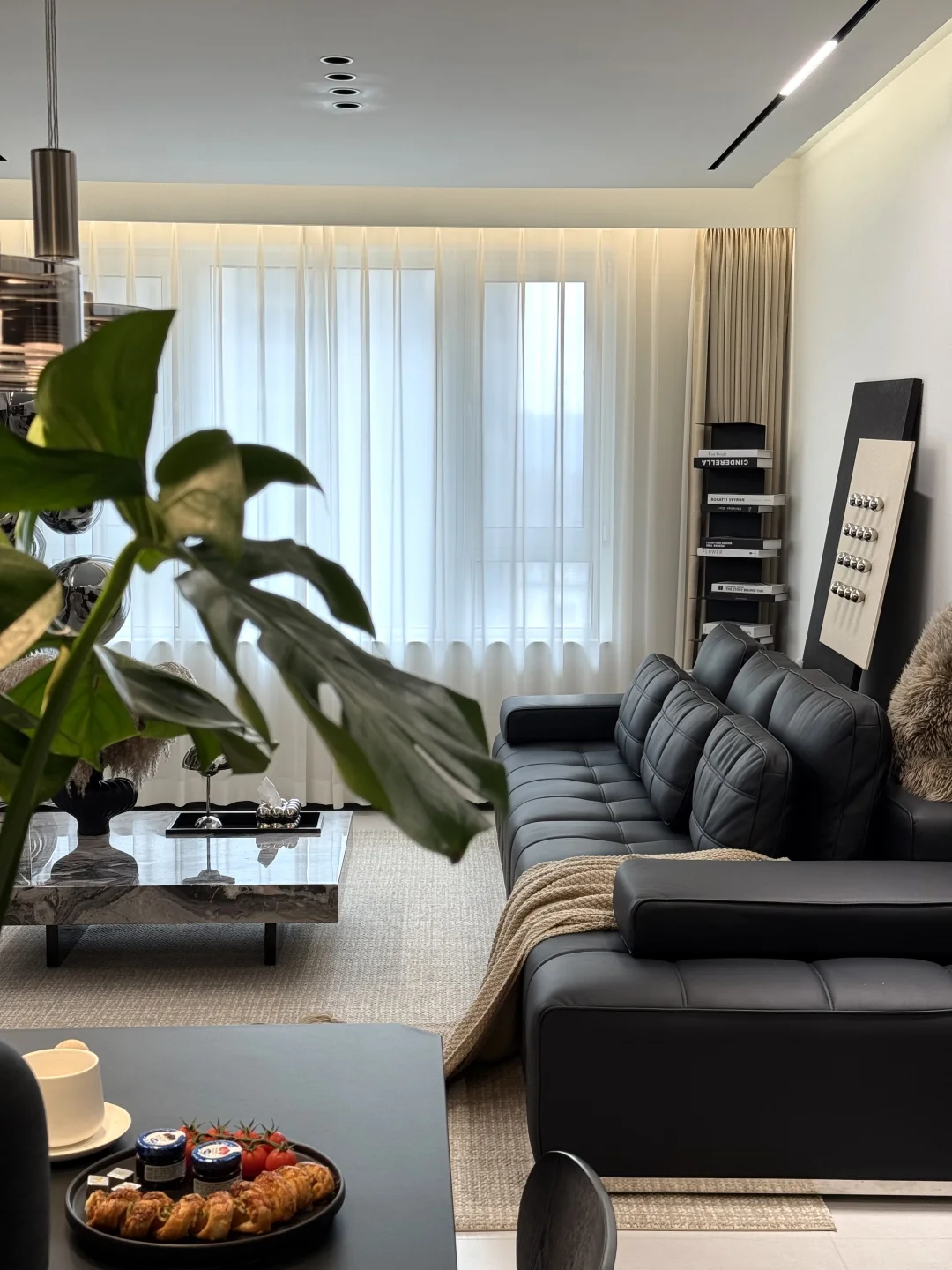 90平?丨谁说小户型不能装意式极简，太绝了