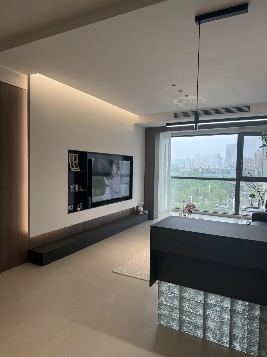 全屋定制落地，这样的风格是你喜欢的吗？