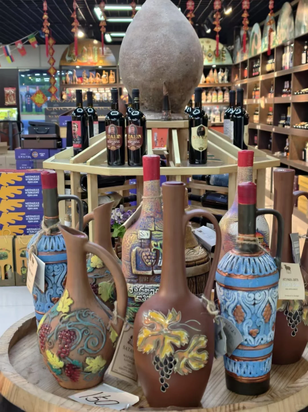 在义乌你可以看到来自全球的工艺品