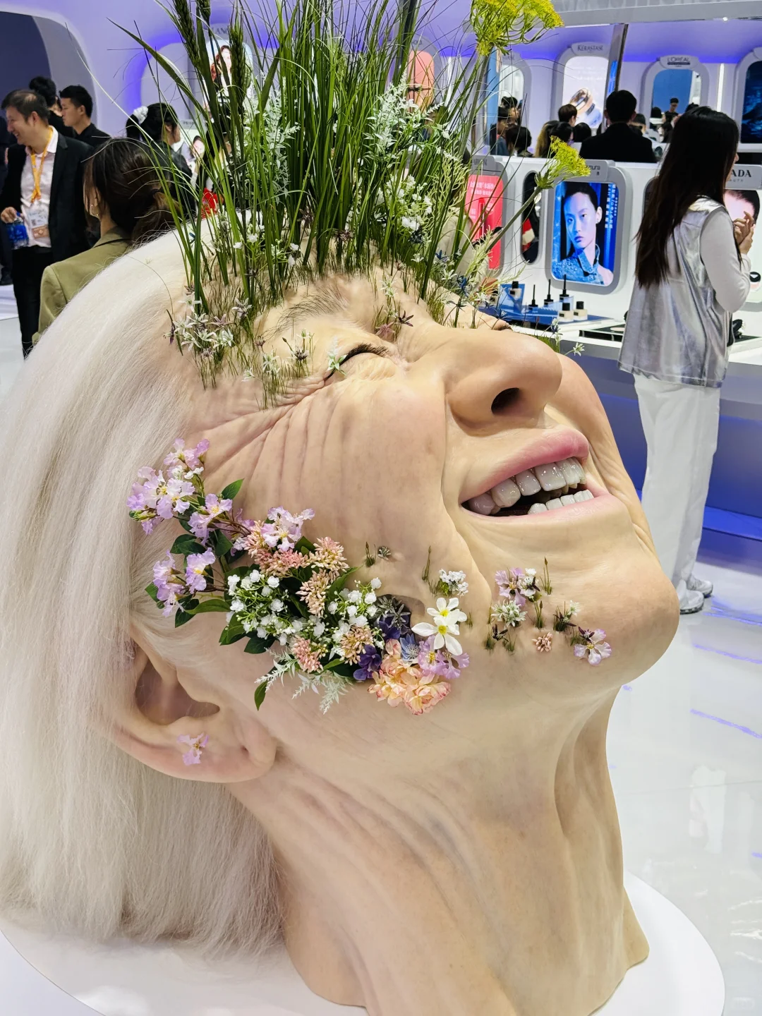 进博会美妆展区有啥好玩的?