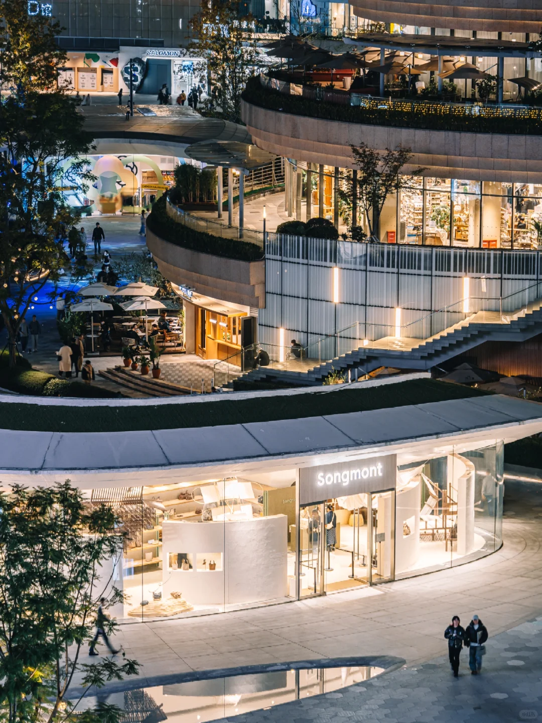 成都真不缺好看的商场❗️流动的建筑美学