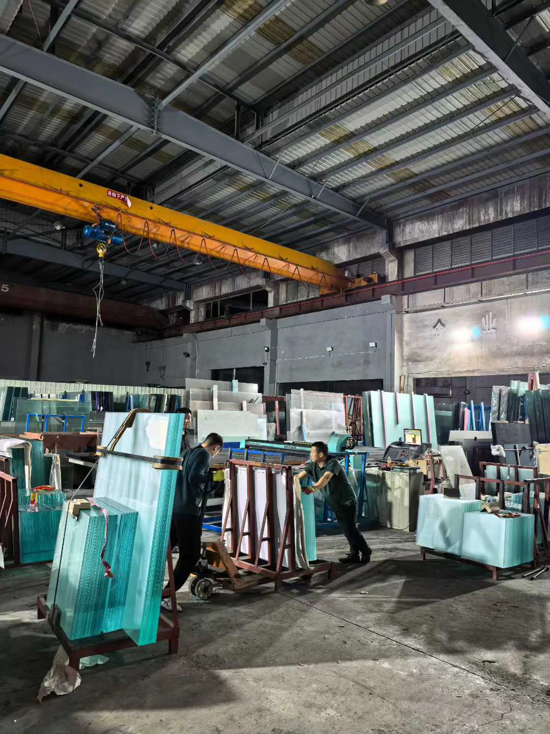 15+15超白/白玻夹胶玻璃,夹后磨边更光滑