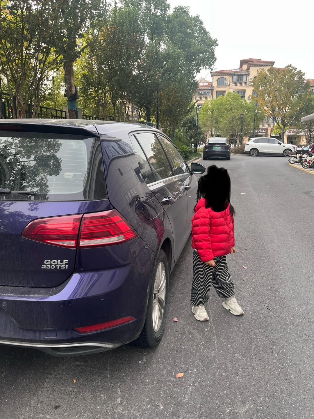 “电动高尔夫”-零跑新车Lafa5致敬高尔夫GTI