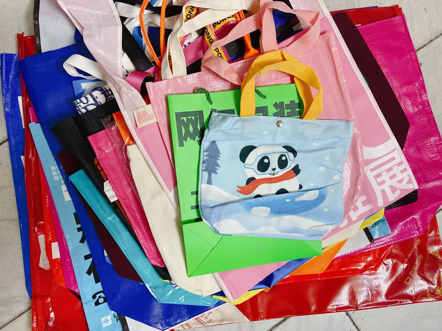 情绪价值天花板！逛礼品展，手和心都满了！