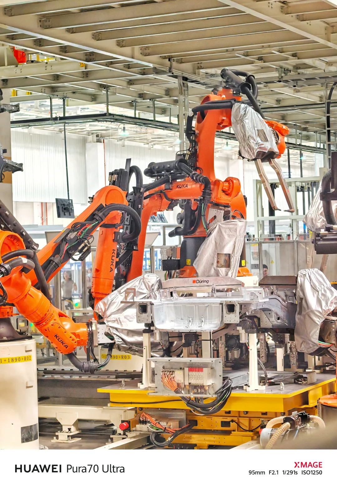 参观安徽大众-机器人焊装车间