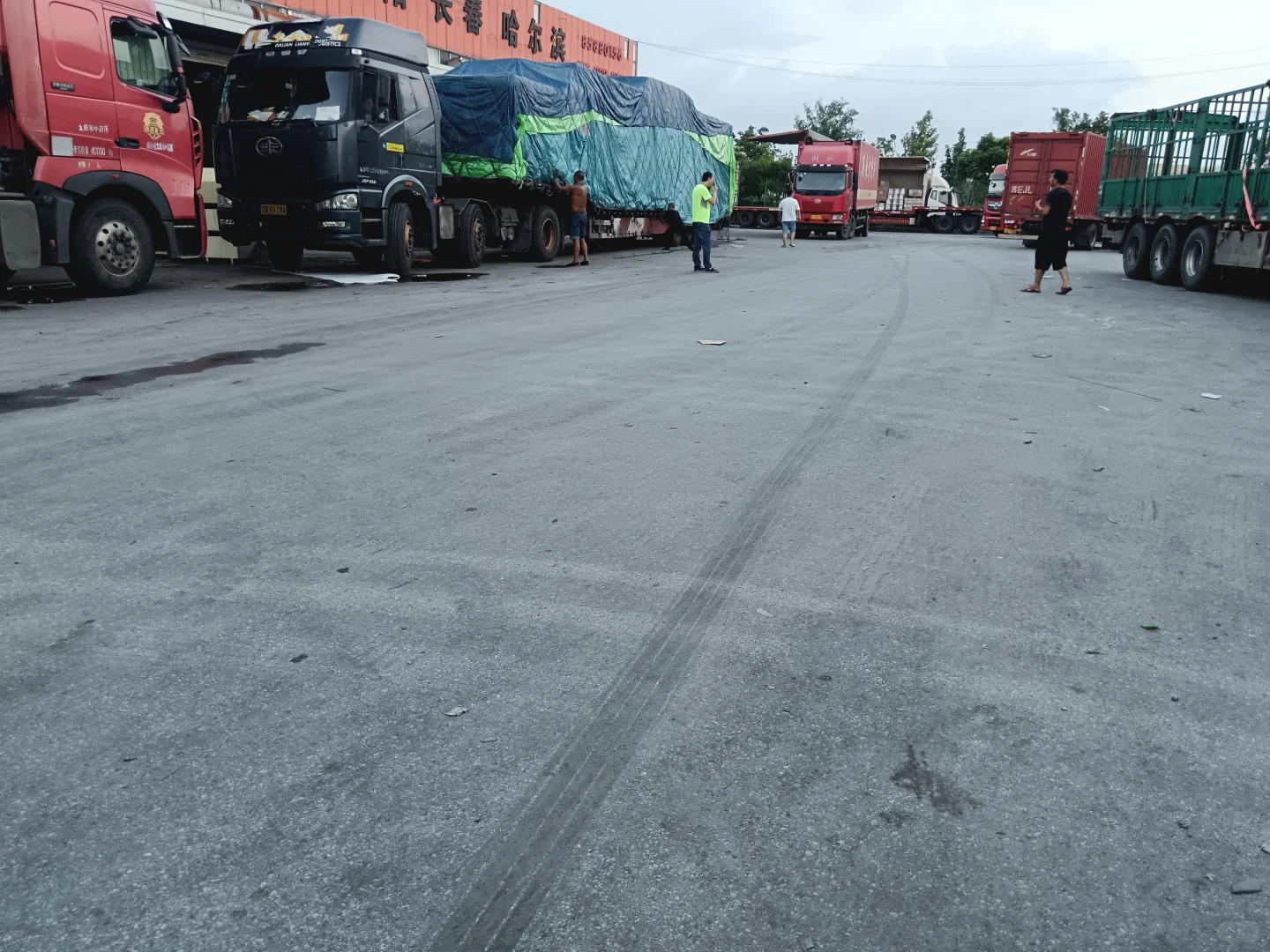 白银物流公司，专业工厂货物，设备仪器运输