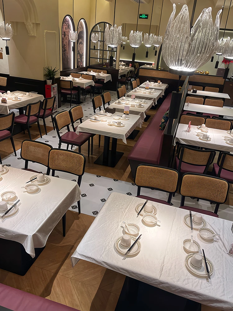 新中式风餐饮家具定制