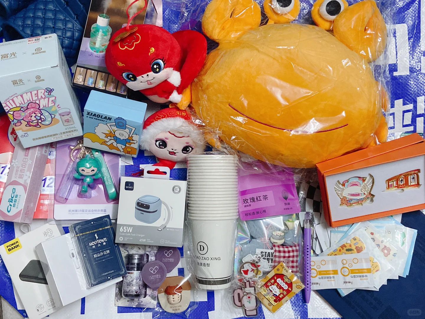 情绪价值天花板！逛礼品展，手和心都满了！