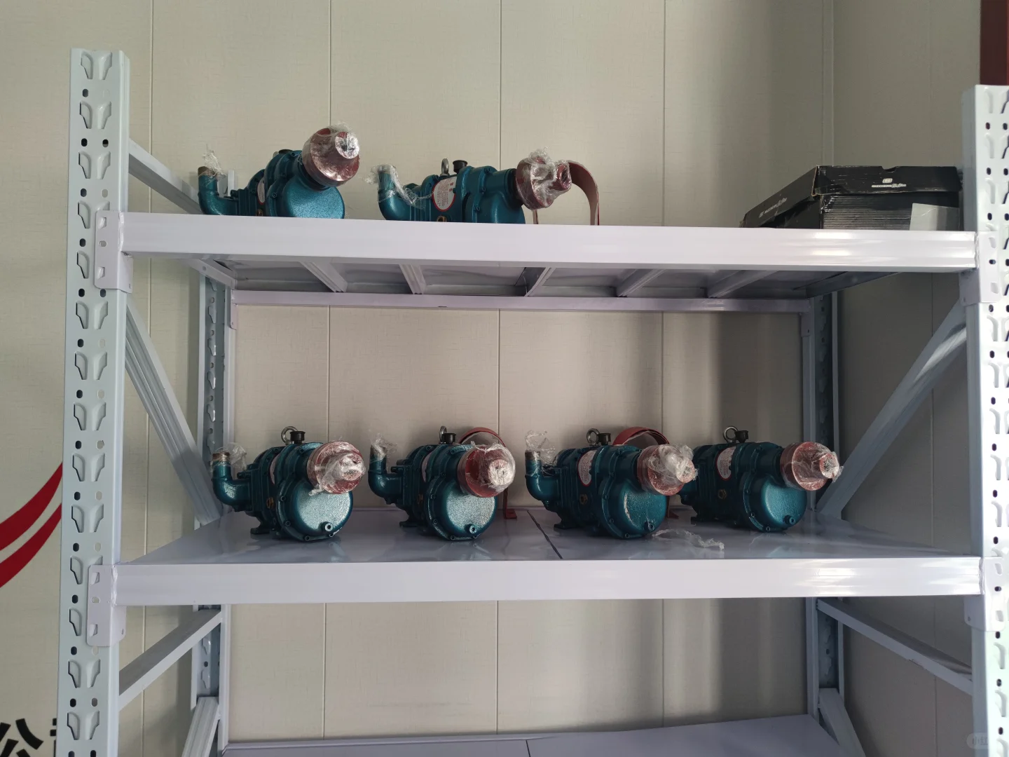 专业生产灌装机，转子泵