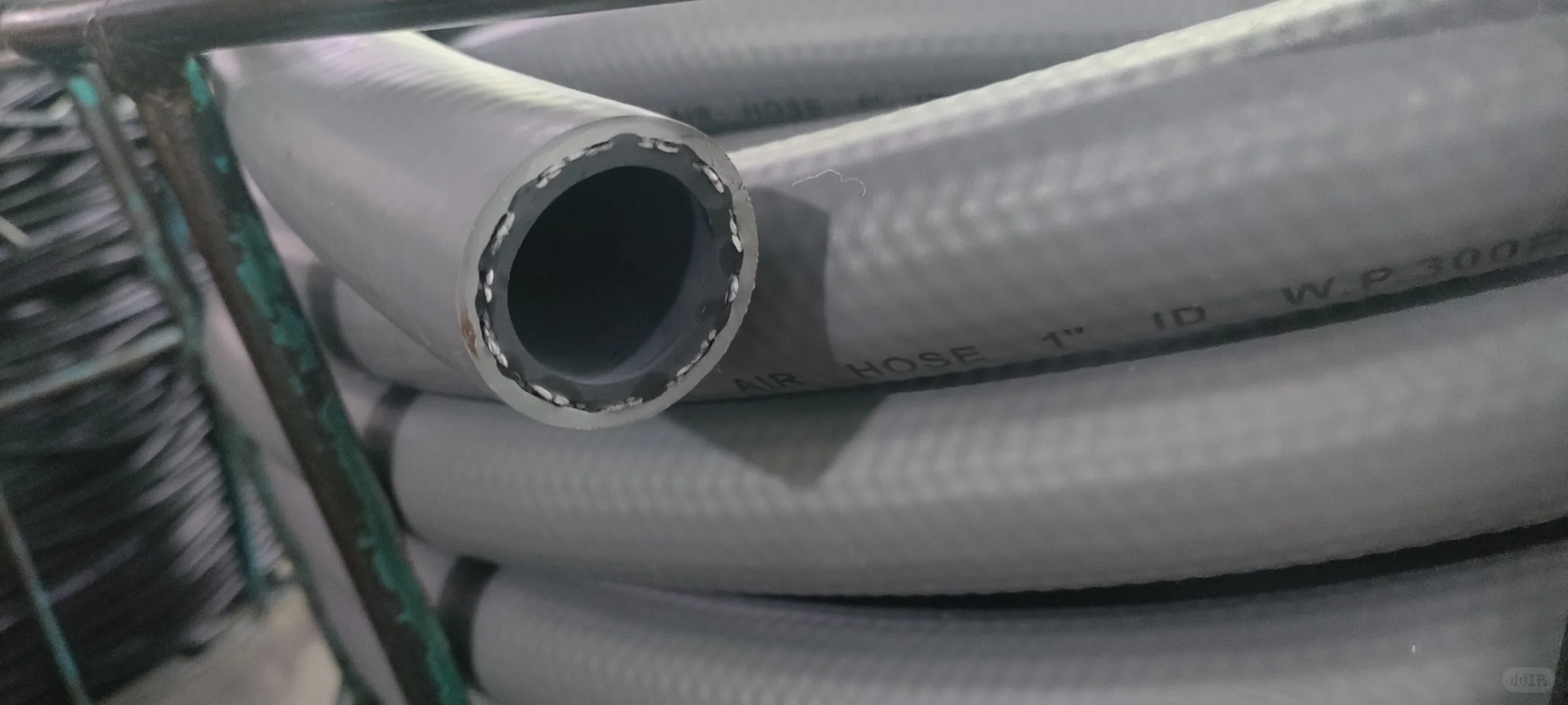 灰色25mm双层2B三胶两线耐高温高压橡胶管