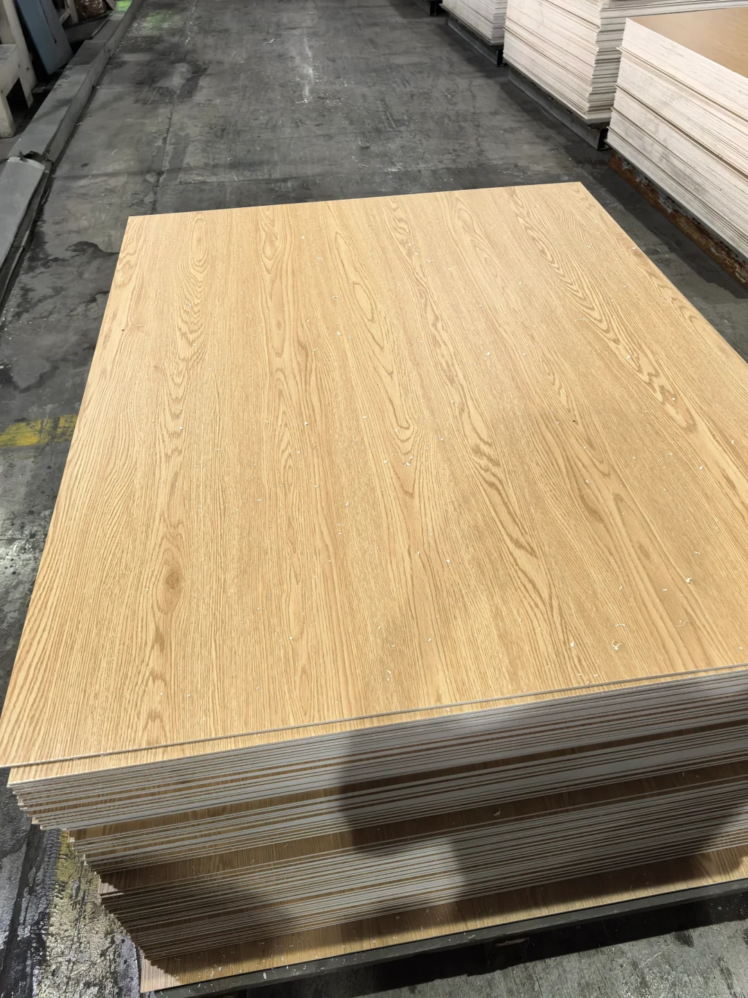 工厂大揭秘?今天带你们直击spc地板工厂