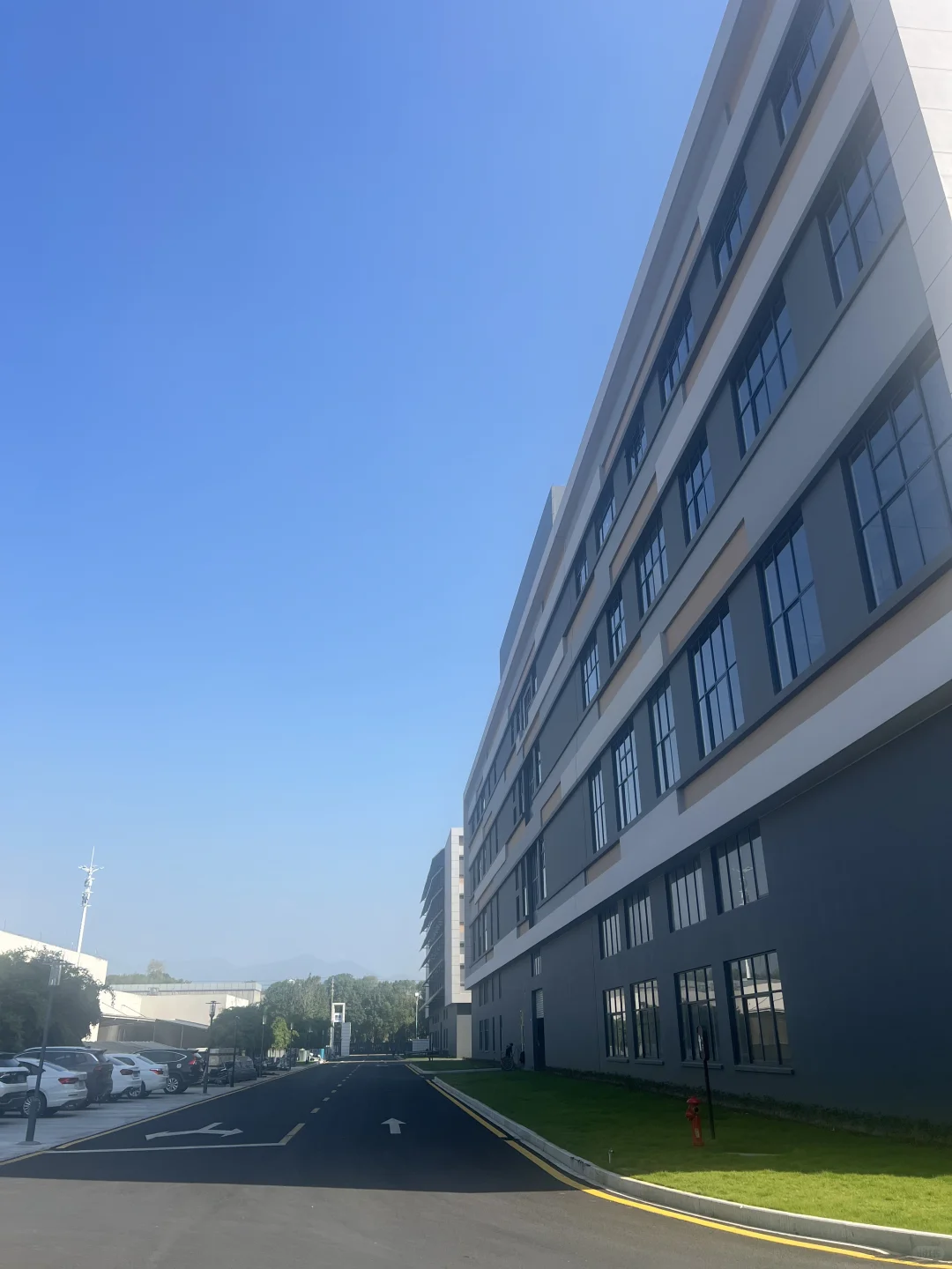 国内最美最大的定制工厂