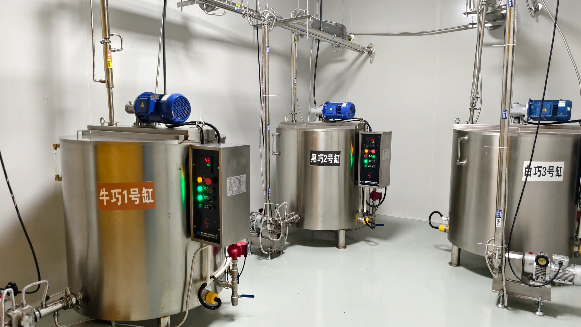 今天下车间，巧克力工厂忙碌的一天