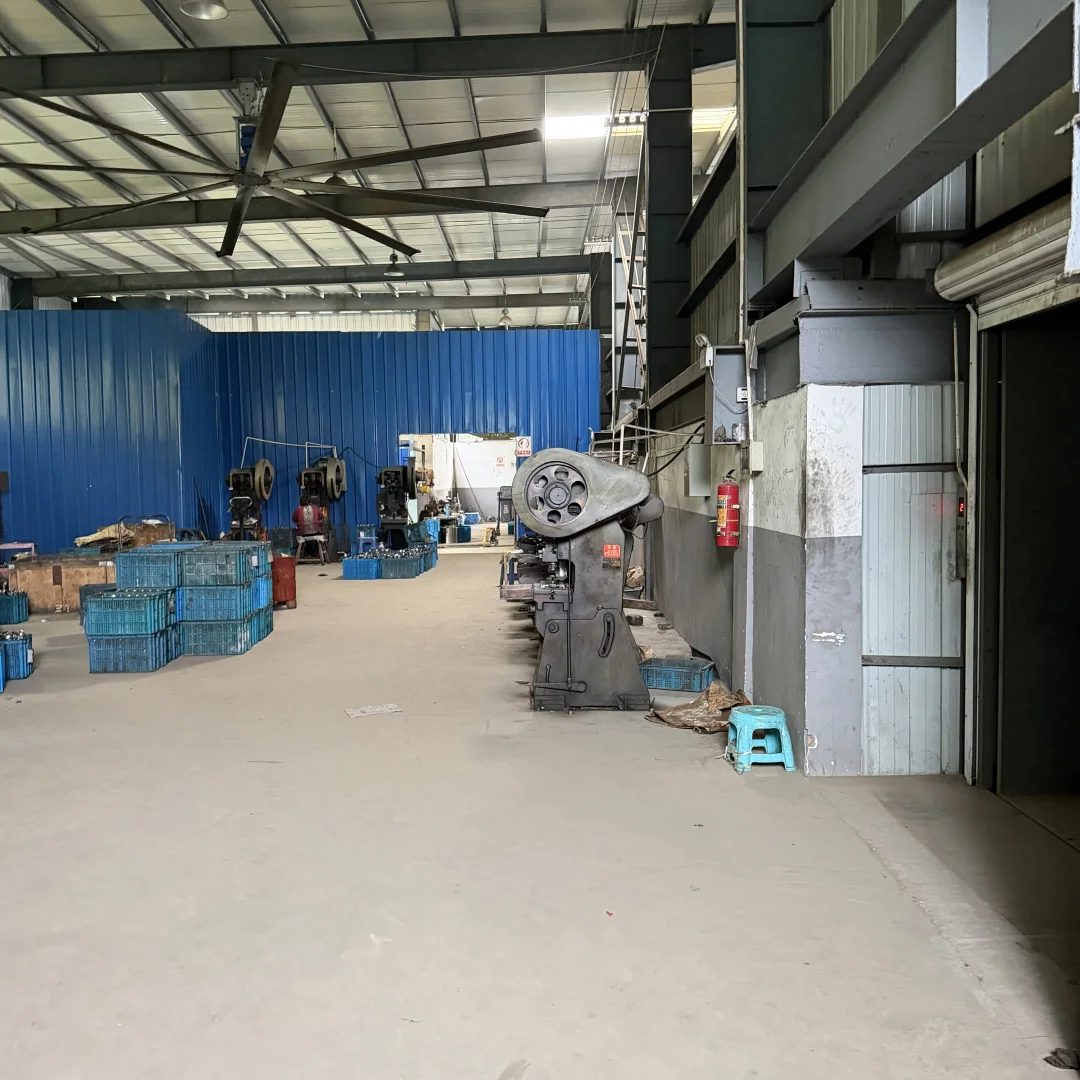 杭州萧山中海轴架厂五金冲压加工！