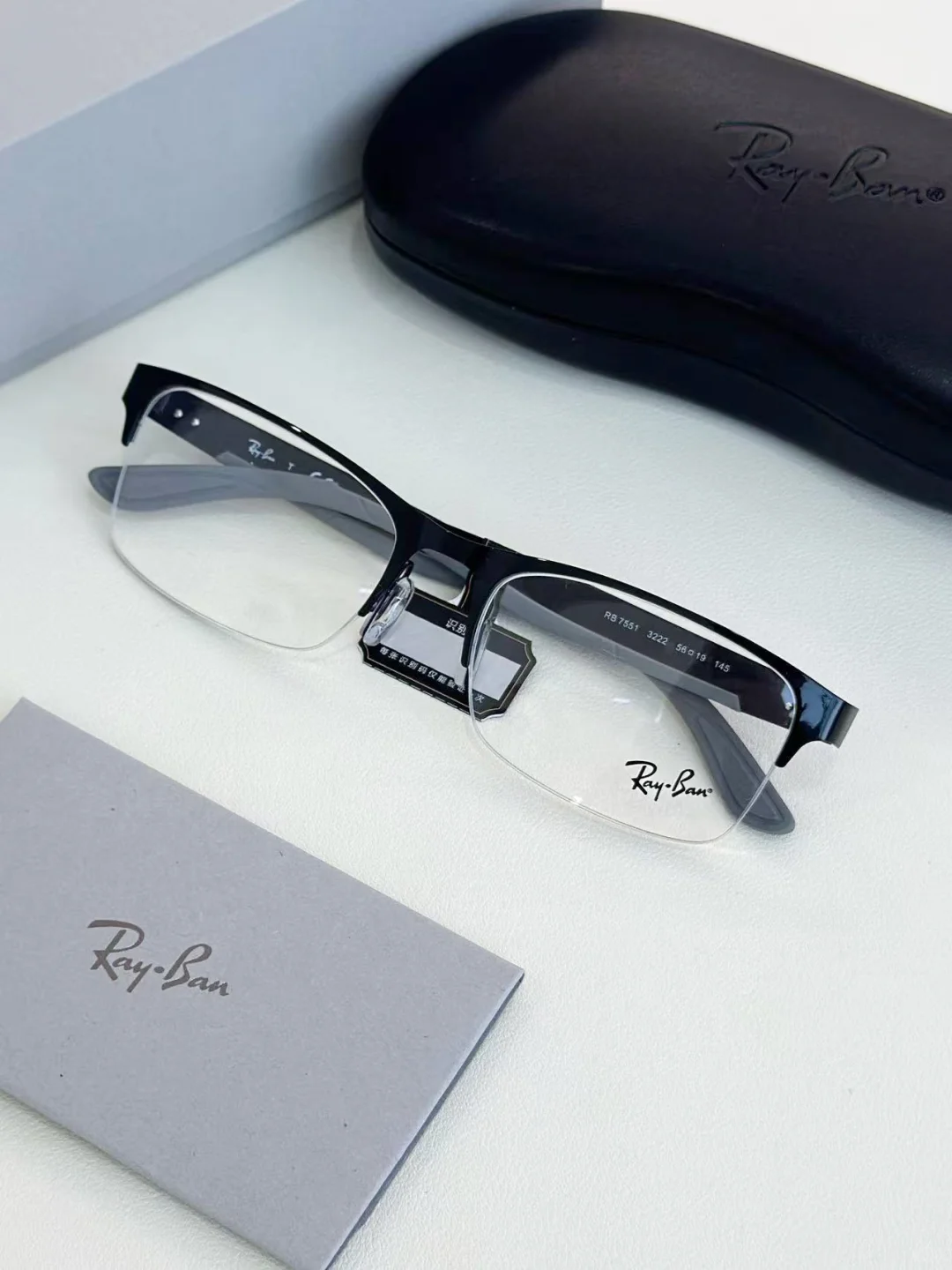 过年相亲，碰到戴雷朋眼镜的就直接嫁了?