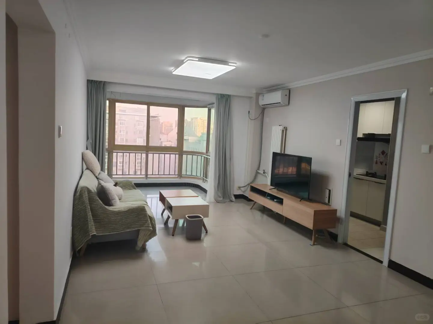 广安么中医院旁、广内地铁、广信嘉园两居