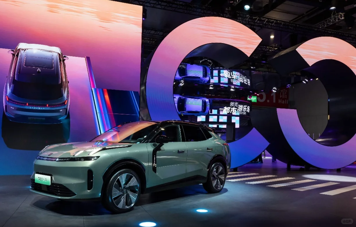 2025 汽车圈必看！4 大趋势买车不花冤枉钱