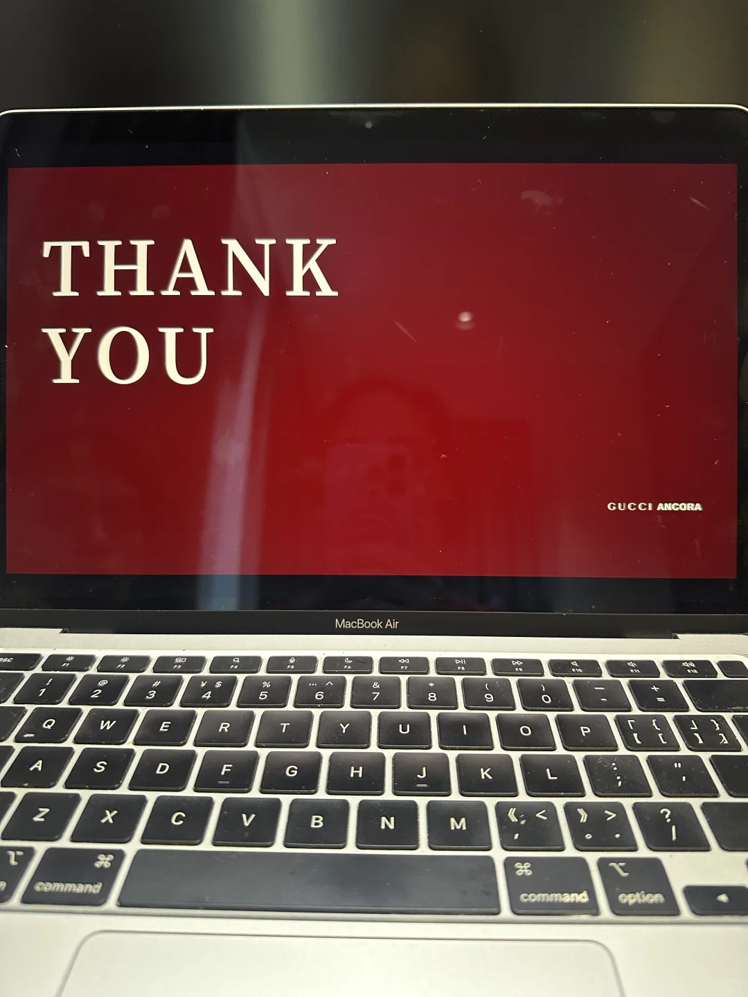 让我用这份ppt带你了解Gucci的100年