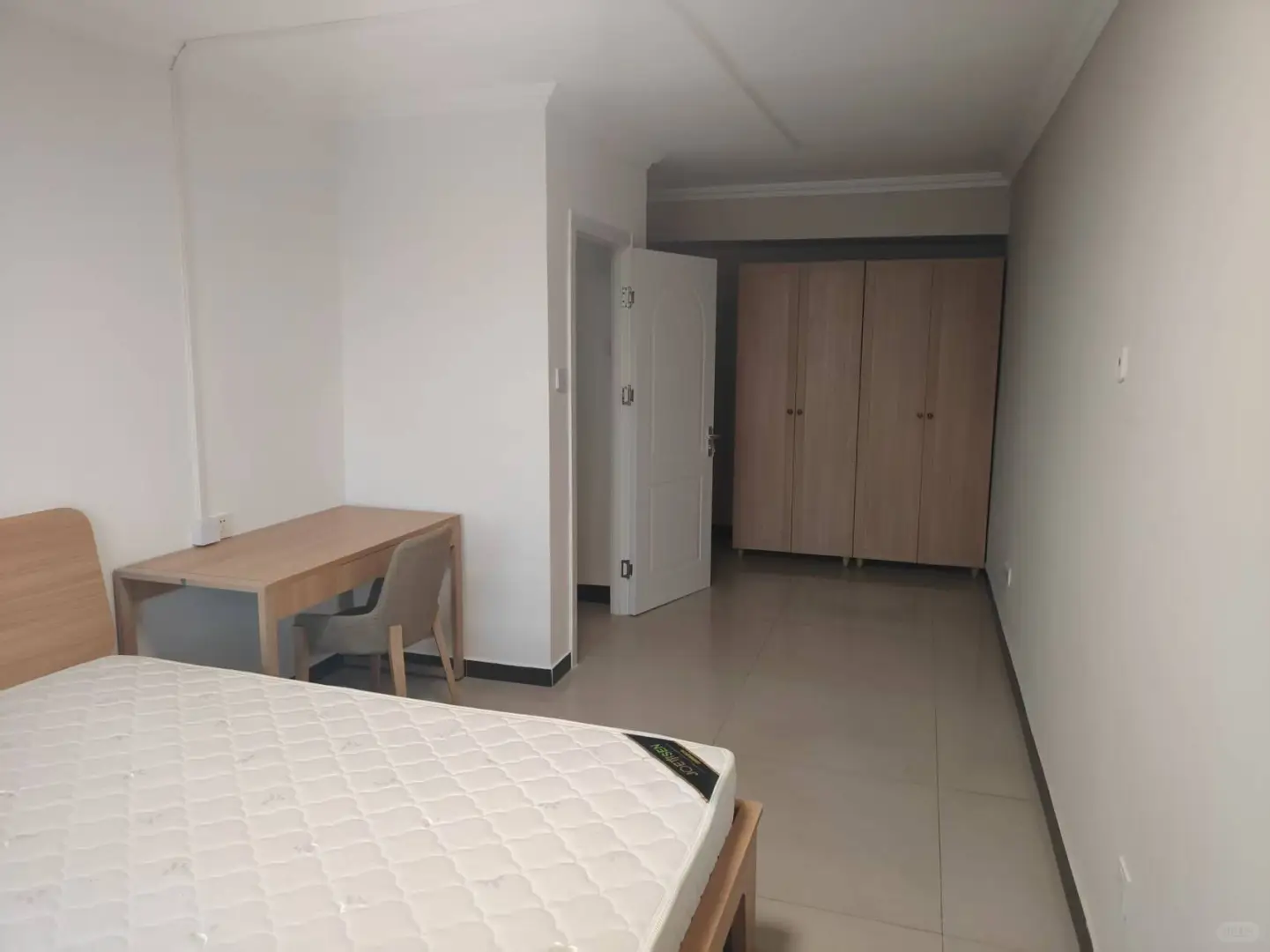 广安么中医院旁、广内地铁、广信嘉园两居