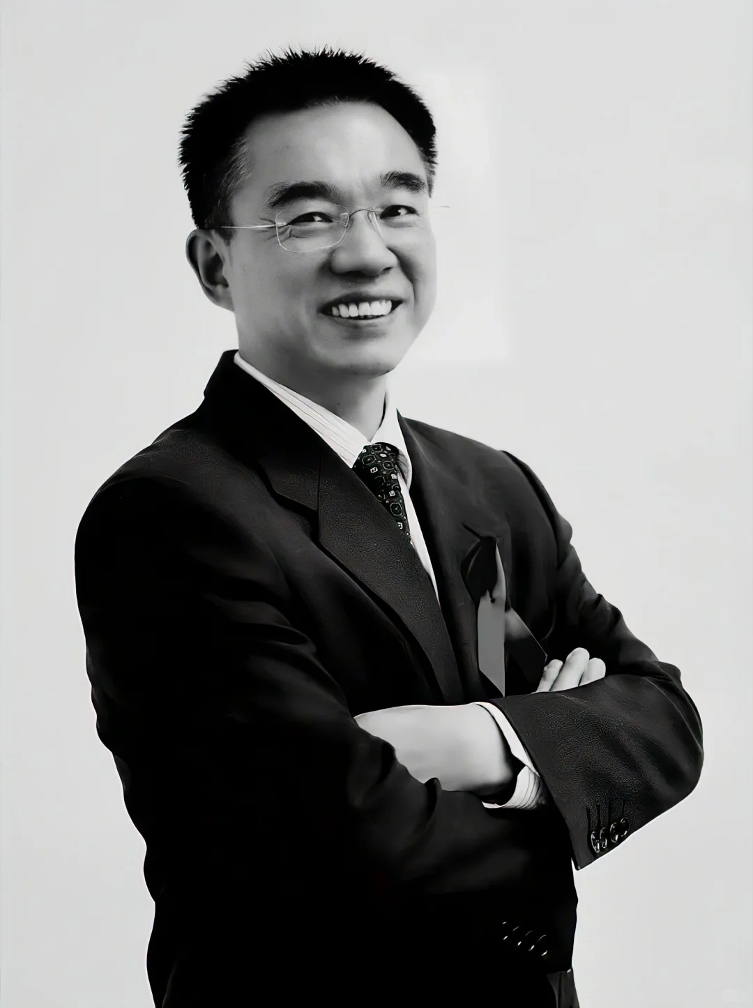 三年抗疫青丝变白发！吴尊友先生千古！走好！