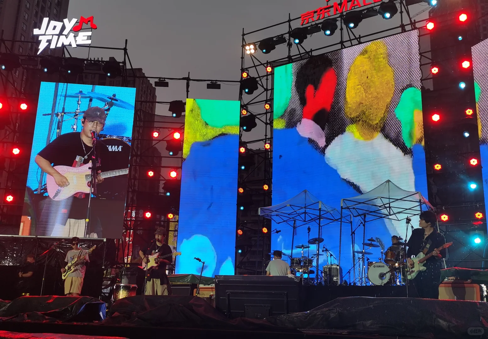 重庆京东mall音乐节！！白皮书乐队！！！