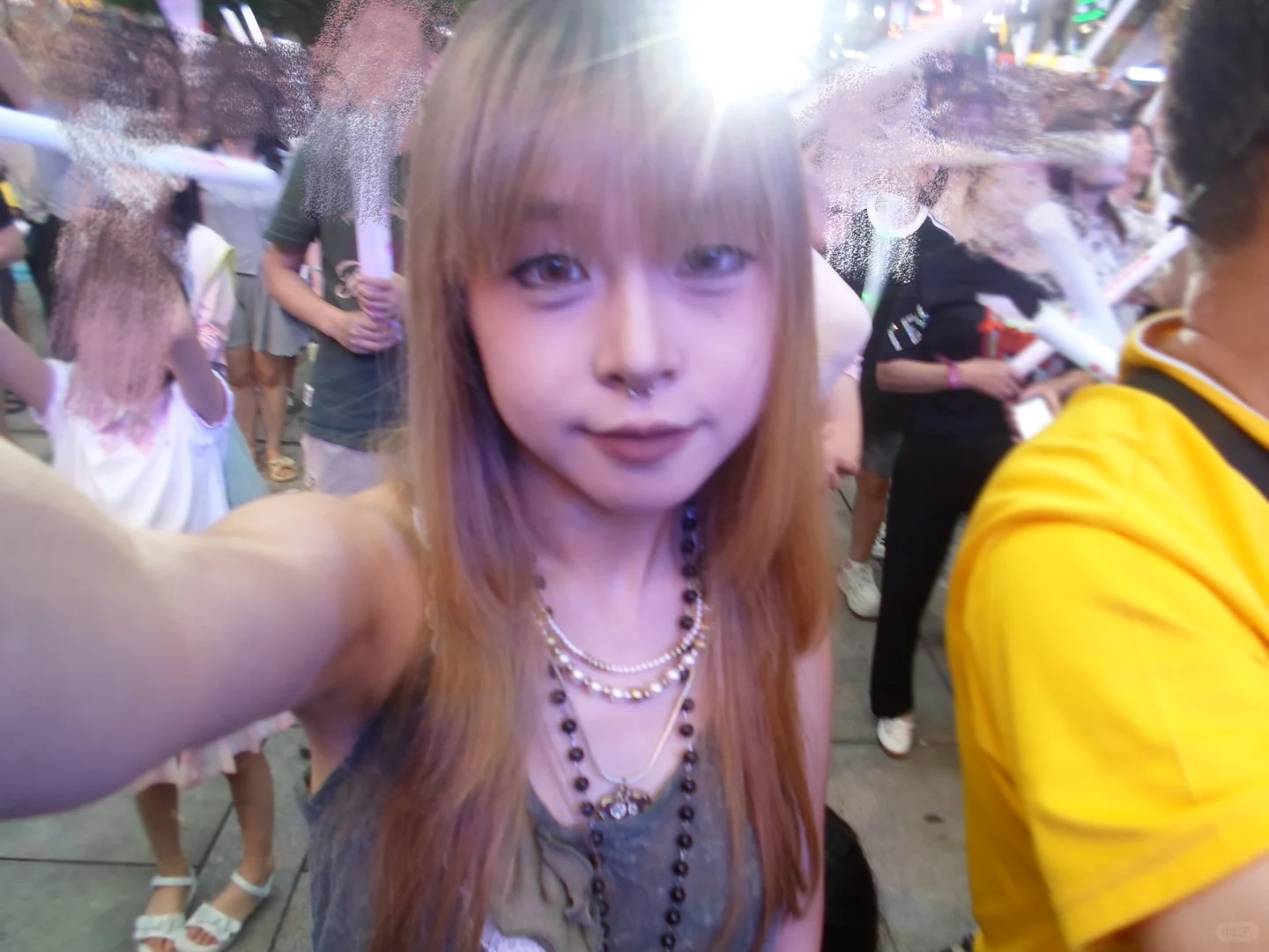 重庆京东mall音乐节！！白皮书乐队！！！