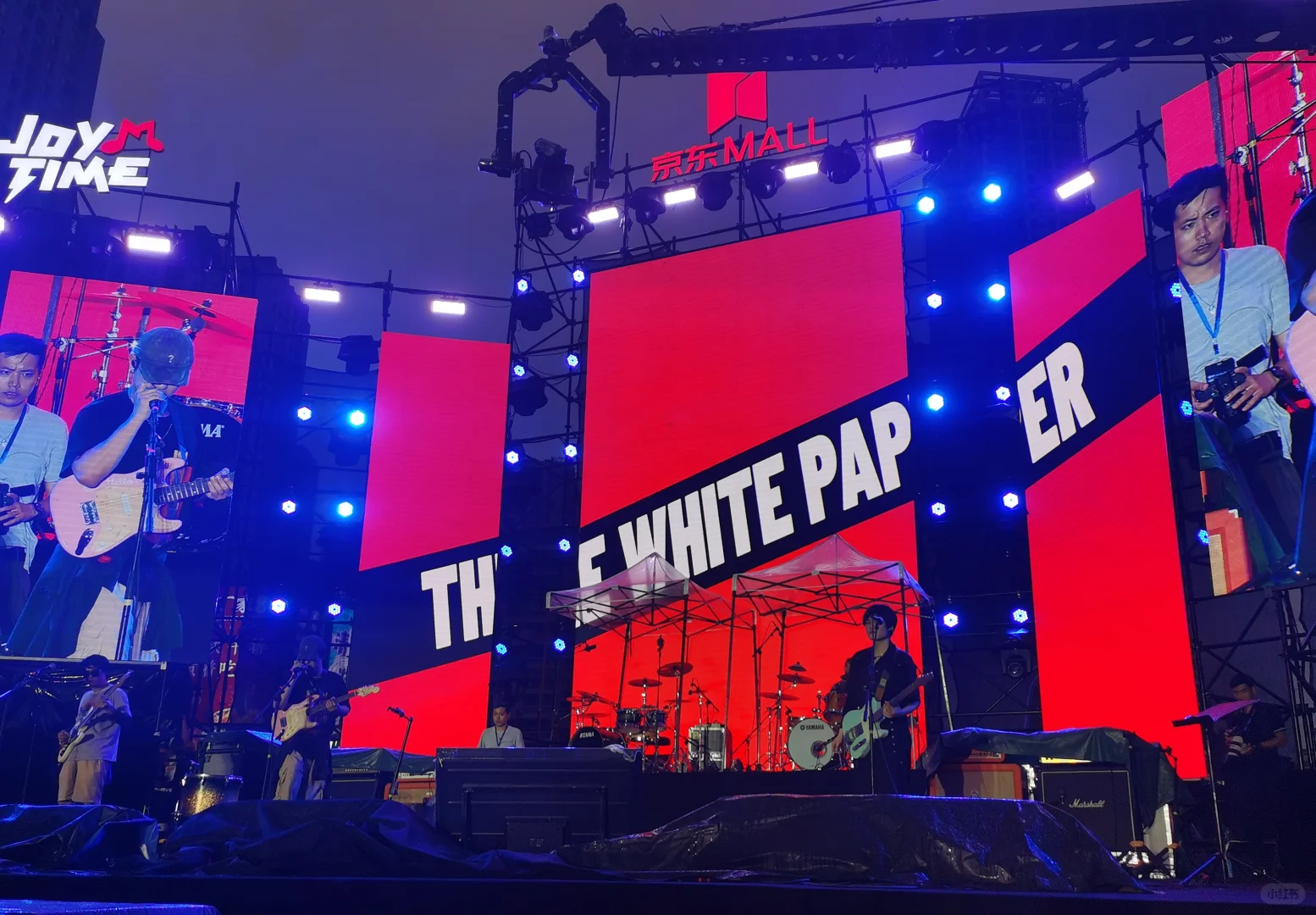 重庆京东mall音乐节！！白皮书乐队！！！