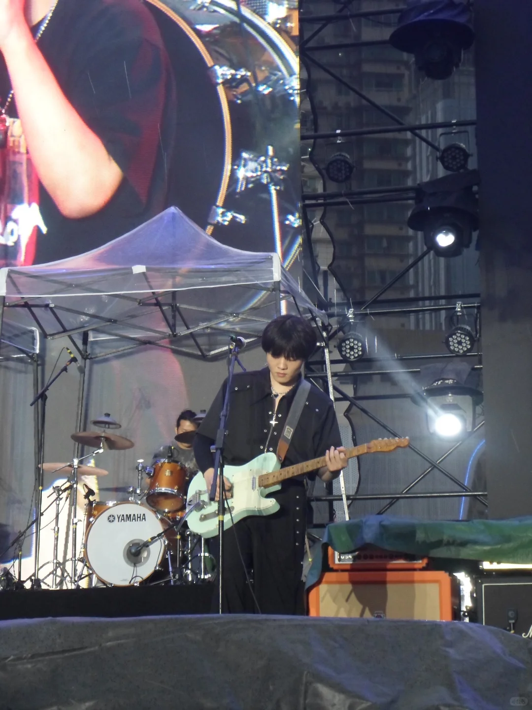 重庆京东mall音乐节！！白皮书乐队！！！