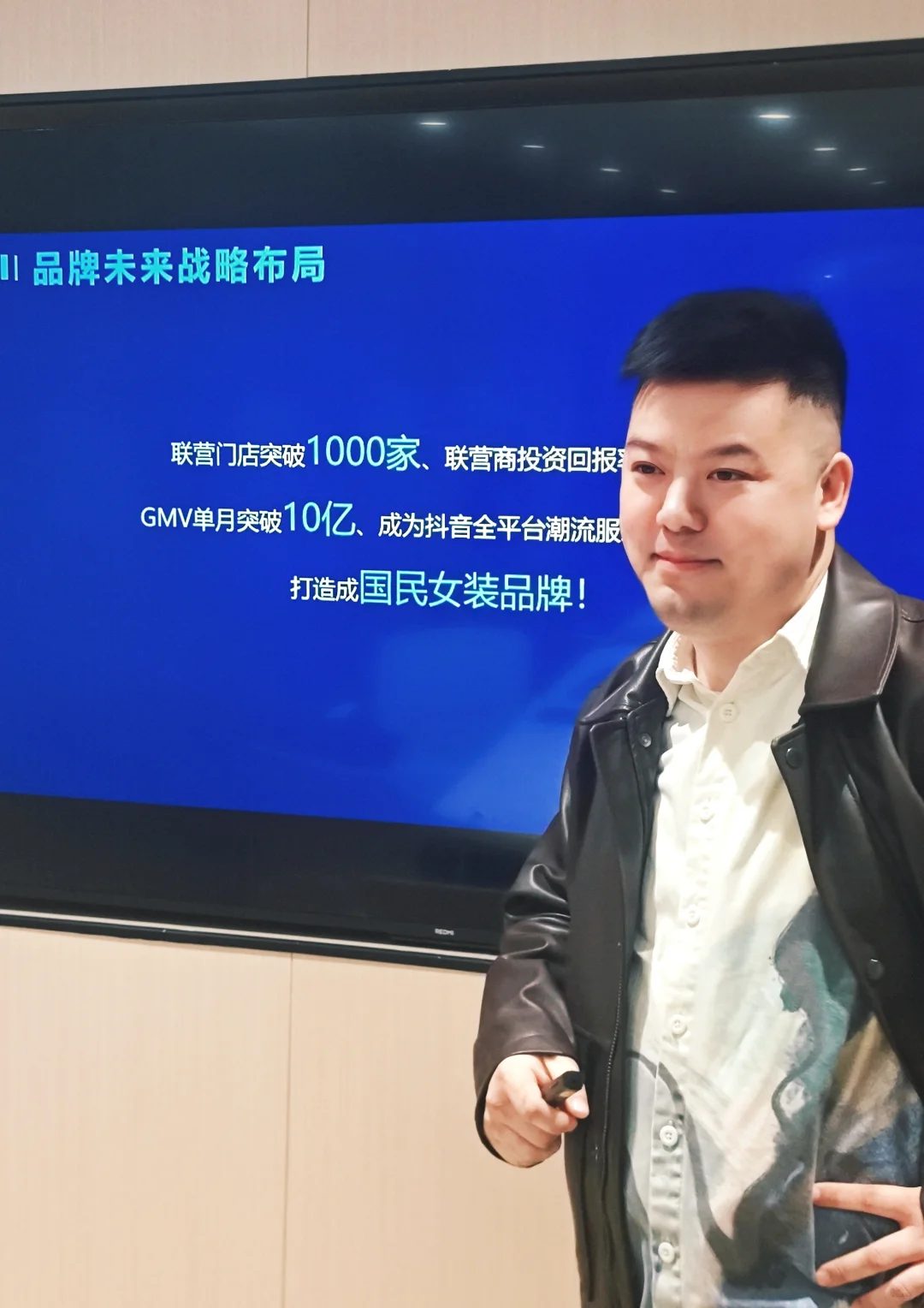 真心建议，职场人一定要多尝试不同的圈子