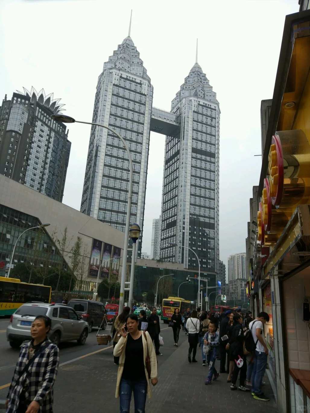 从涪陵看川渝经济，永不落幕的国内大市场