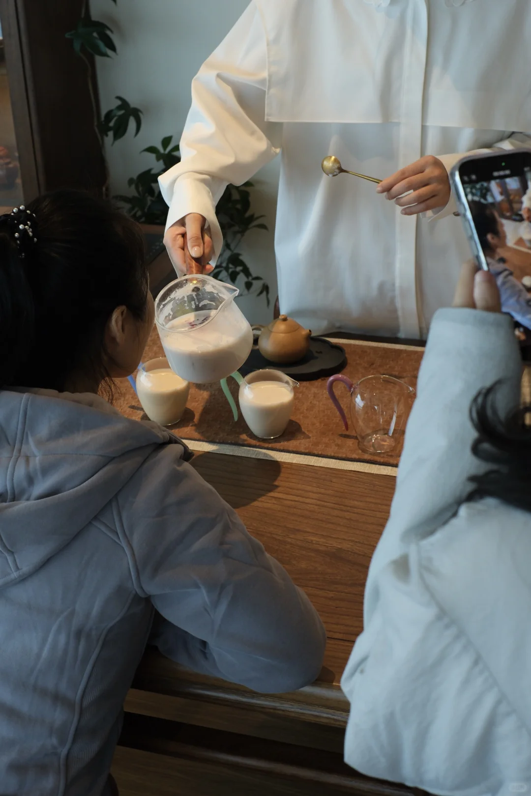 传统茶行业，如何自救？